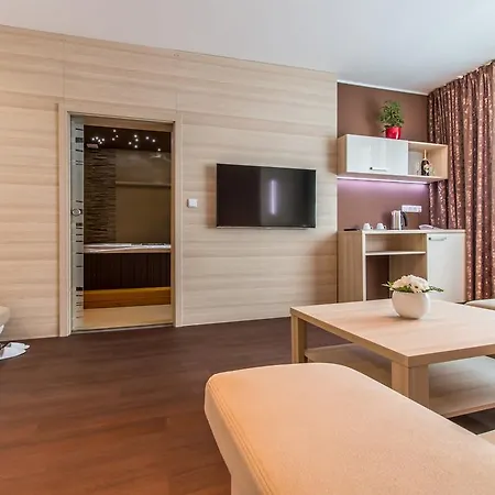 Krystal Hotel